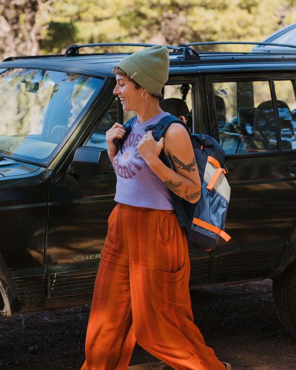 Passenger Women's Easy Days Ribbed Graphic Cropped Vest