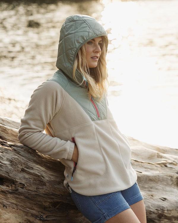 Passenger Women's Juana Recycled Polar Hooded Fleece