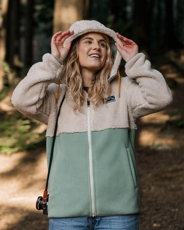 Passenger Women's Nestling Recycled Polar-Lined Sherpa Fleece