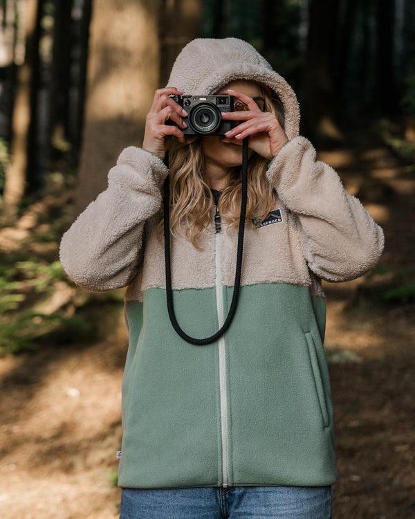 Passenger Women's Nestling Recycled Polar-Lined Sherpa Fleece