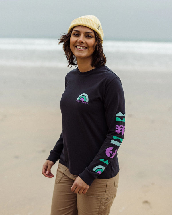 Passenger Women's Papercut Recycled Cotton LS T-Shirt