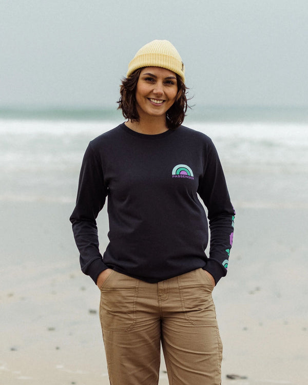 Passenger Women's Papercut Recycled Cotton LS T-Shirt