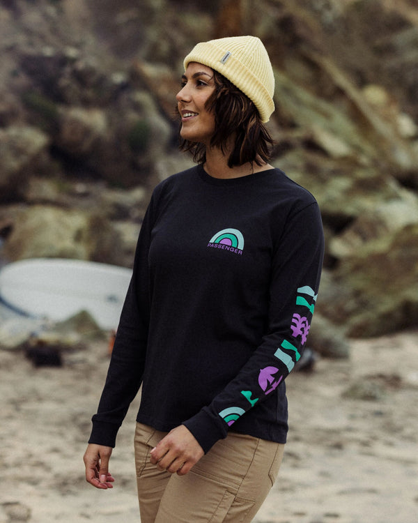 Passenger Women's Papercut Recycled Cotton LS T-Shirt