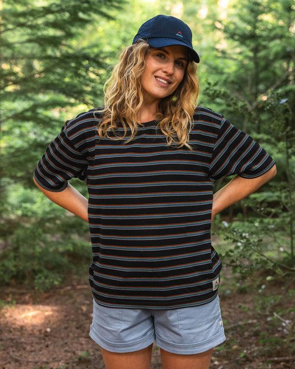 Passenger Women's Retro Vibes Organic Cotton T-Shirt