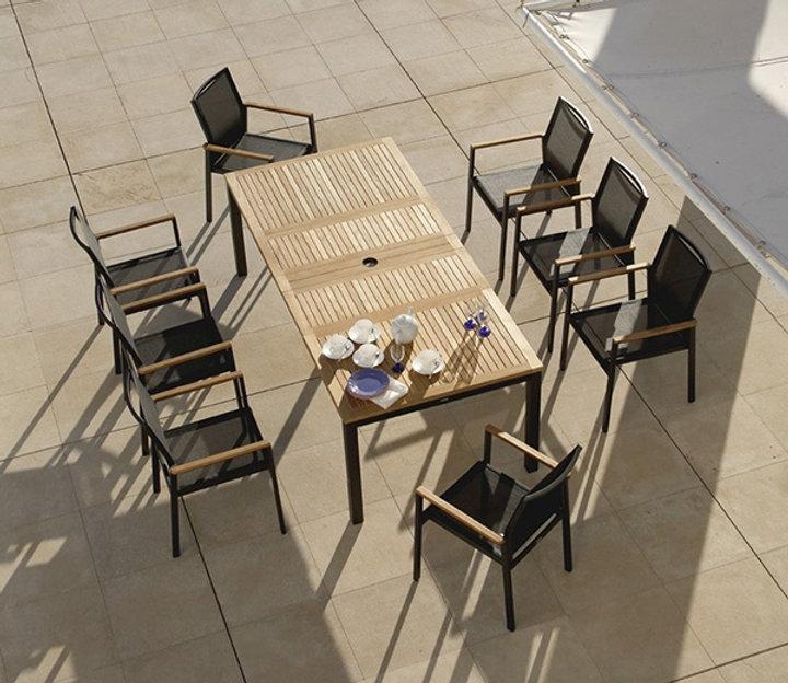 Patio Barlow Tyrie Aura 59"-90" Ext. Dining Table W/Teak Top