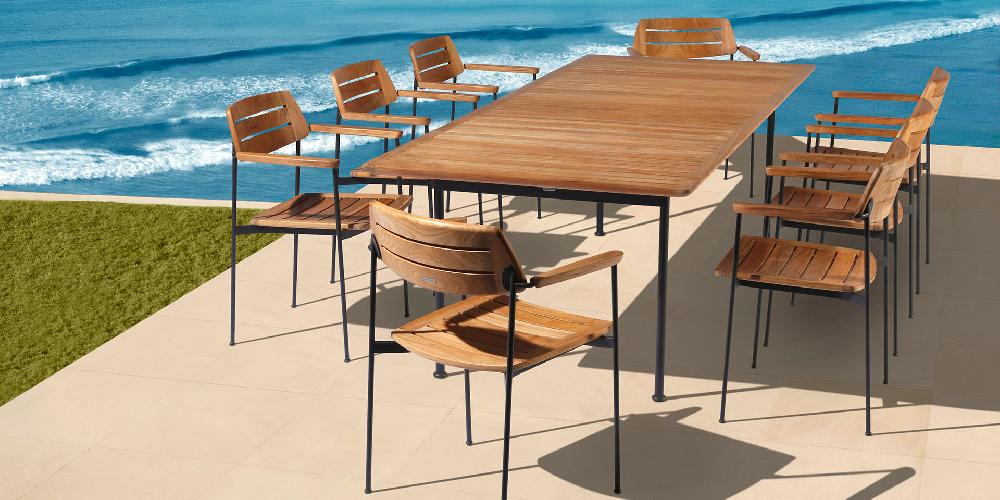 Patio Barlow Tyrie Layout 77" Rectangular Dining Table