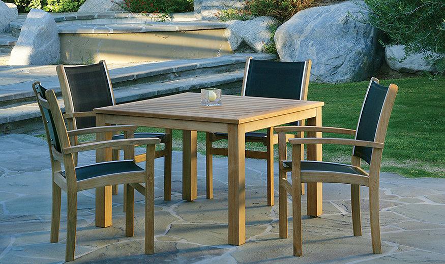 Patio Kingsley Bate Wainscott 42" Square Dining Table