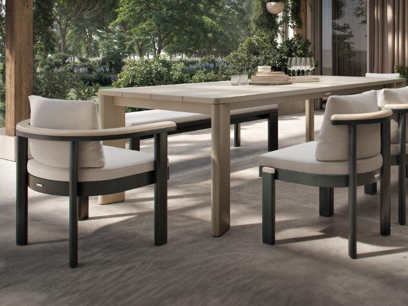 Patio Brown Jordan Luca Side Chair