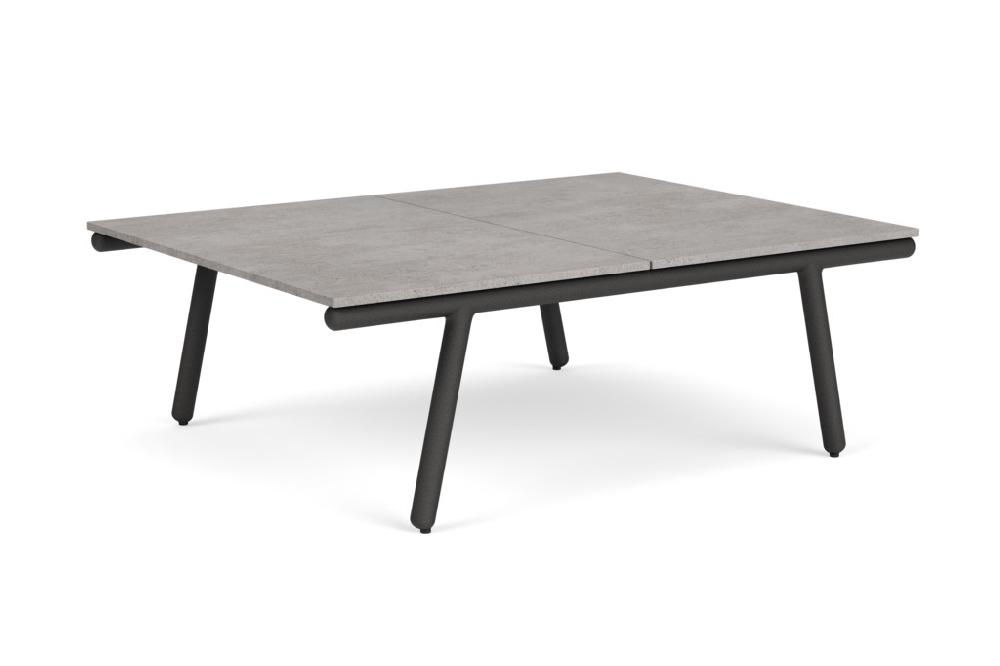 Patio Brown Jordan Oscar 40" Coffee Table