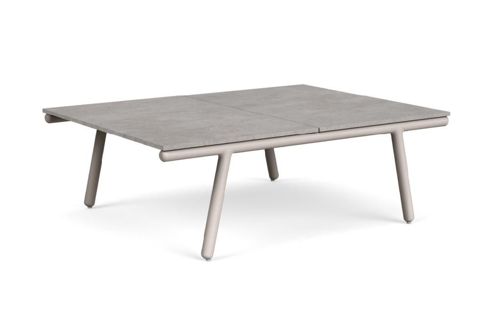 Patio Brown Jordan Oscar 40" Coffee Table