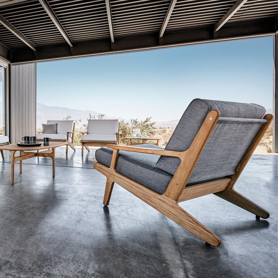 Patio Gloster Bay Lounge Chair