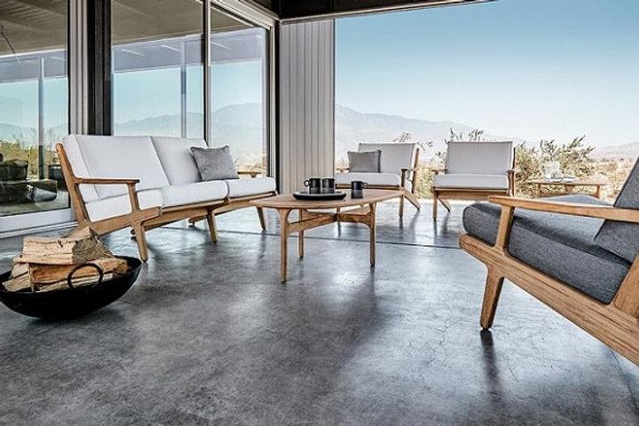 Patio Gloster Bay Lounge Chair