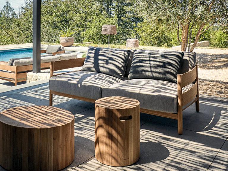 Patio Gloster Haven Loveseat