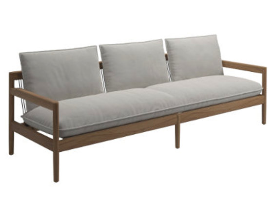 patio Gloster Saranac Sofa