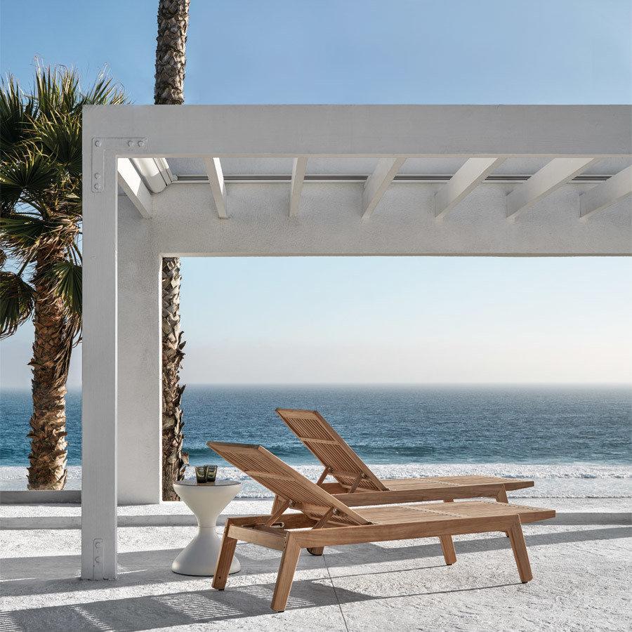 Patio Gloster Solana Chaise Lounge W/Wheels