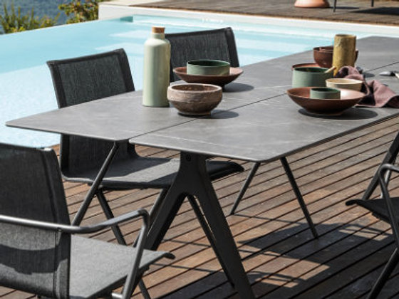 Patio Gloster Split 110" Dining Table