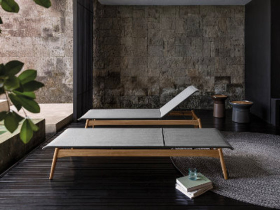 Patio Gloster Sway Lounger