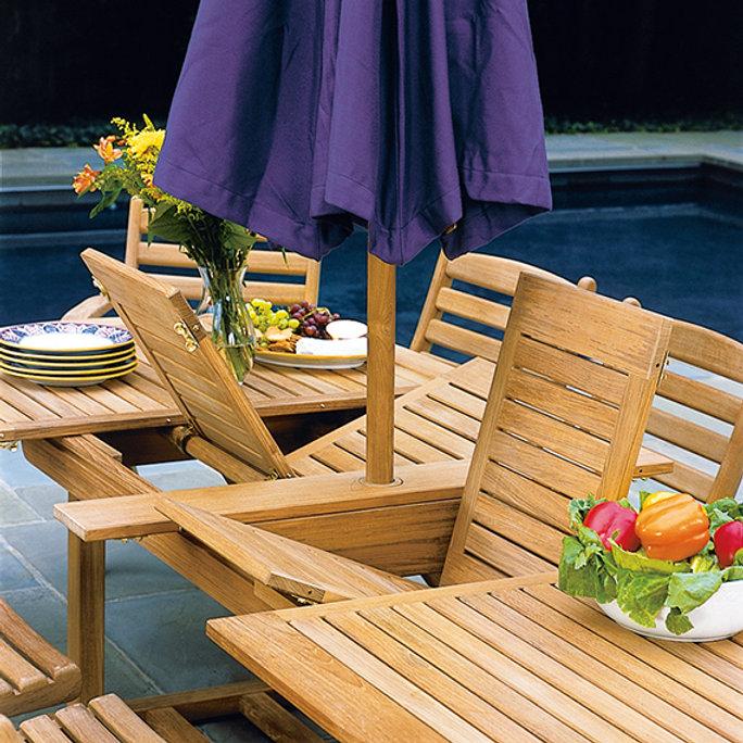 Patio Kingsley Bate Essex 114" Oval Extending Table