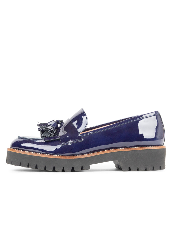 Patricia Green Patricia Green Women’s Beckham Tassel Lug Loafer In Navy Patent