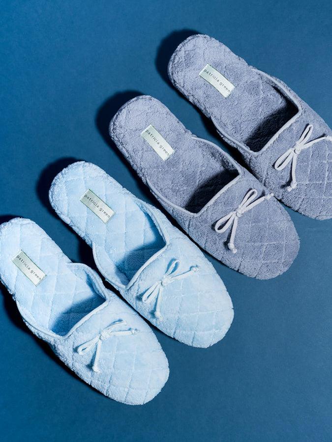 Patricia Green Patricia Green Women’s Chloe Microterry Slipper In Pearl Grey