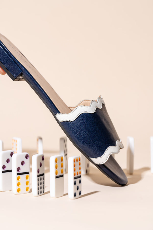 Patricia Green Patricia Green Women’s Emma Scalloped Flat Sandal In Navy/White Leather