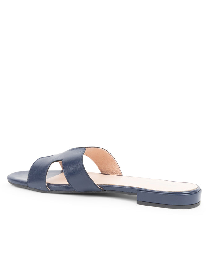 Patricia Green Patricia Green Women’s Hallie Flat Sandal In Navy Leather