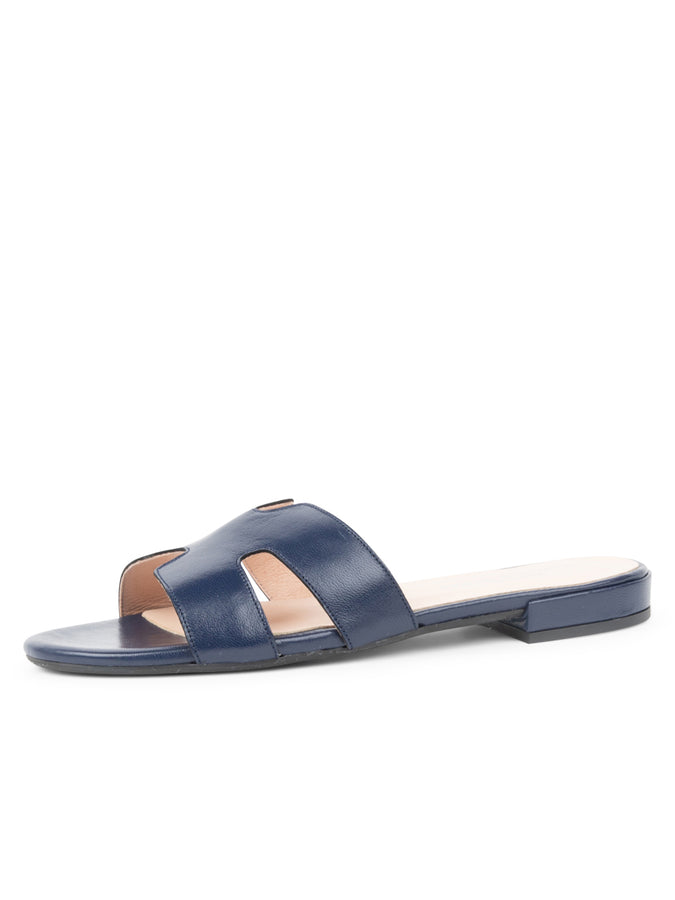 patricia green Patricia Green Women’s Hallie Flat Sandal in Navy Leather patricia green Patricia Green Women’s Hallie Flat Sandal in Navy Leather