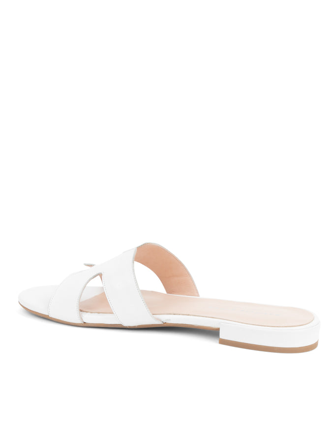Patricia Green Patricia Green Women’s Hallie Flat Sandal In White Leather