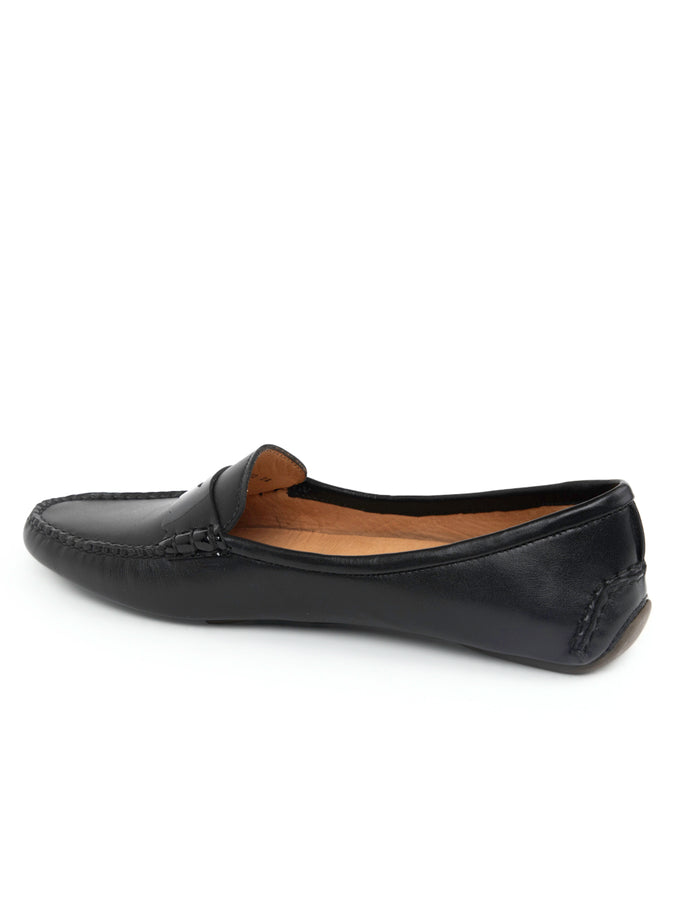 Patricia Green Patricia Green Women’s Janet Scalloped Penny Loafer Driving Shoe In Black