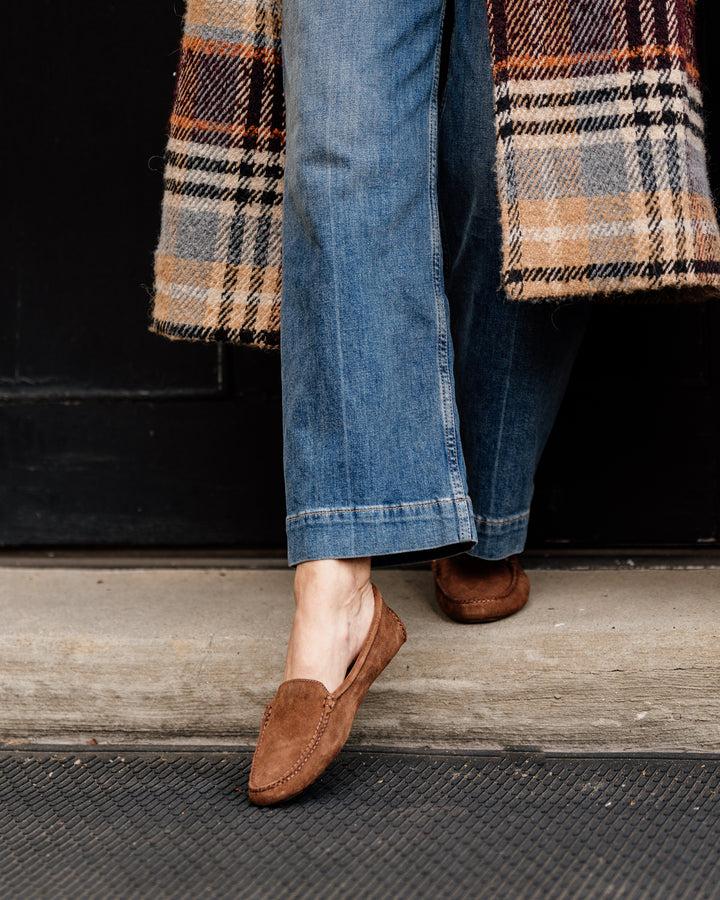 Patricia Green Patricia Green Women’s Jillian Driving Moccasin In Chocolate Suede