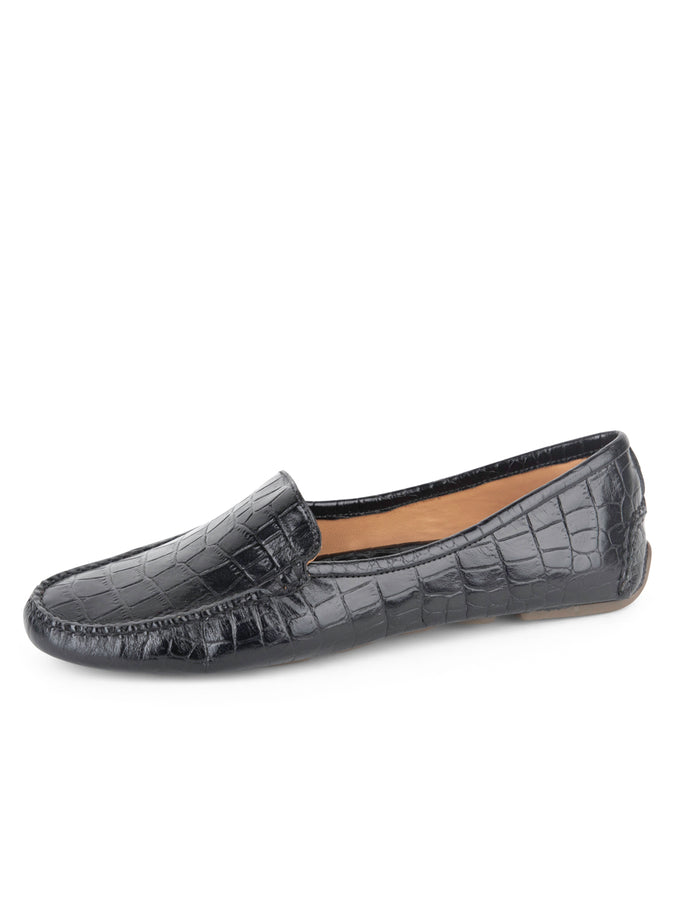 patricia green Patricia Green Women’s Jillian Driving Moccasin in Crocodile in Black Crocodile