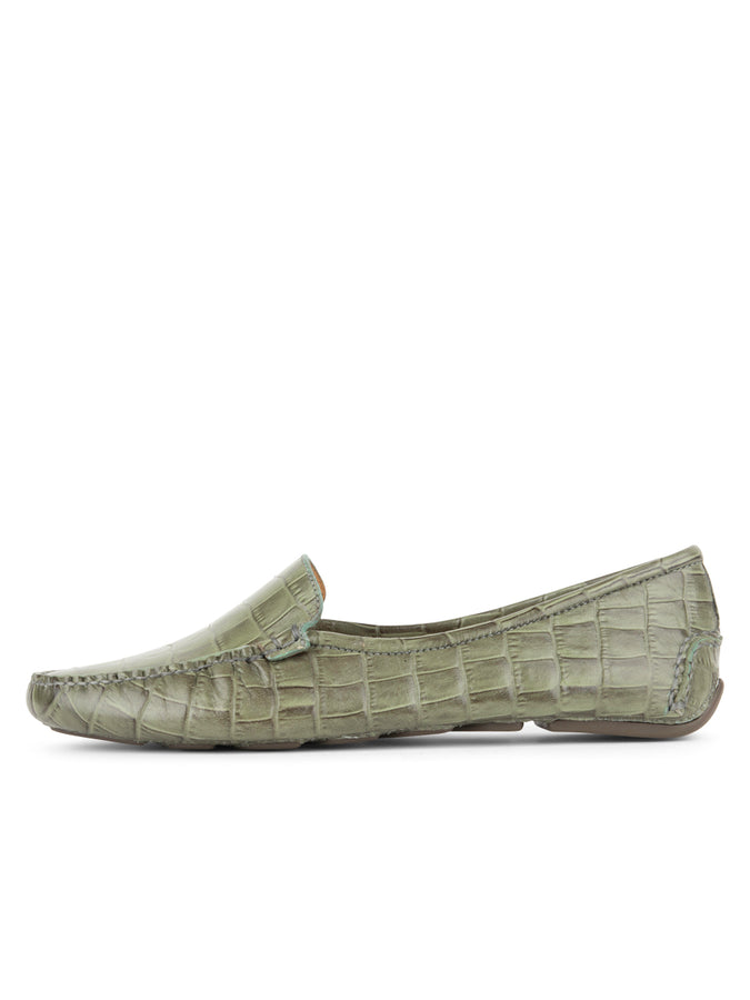 Patricia Green Patricia Green Women’s Jillian Driving Moccasin In Crocodile In Olive Crocodile