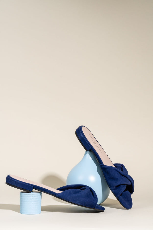 Patricia Green Patricia Green Women’s Julie Twist Flat Sandal In Navy