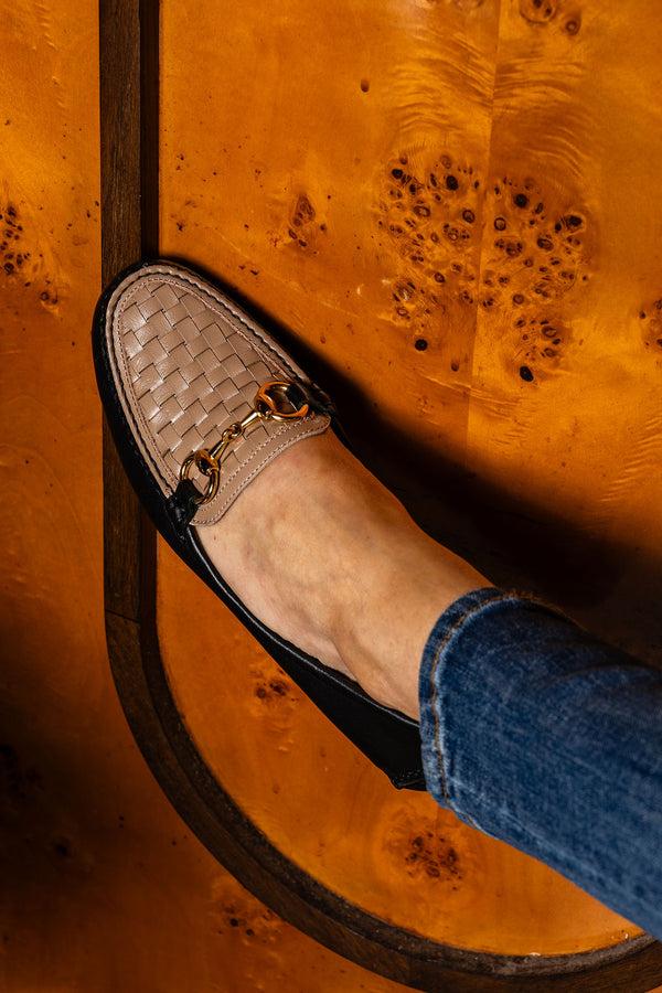 Patricia Green Patricia Green Women’s Kim Horsebit Woven Driver In Nude/Black Leather