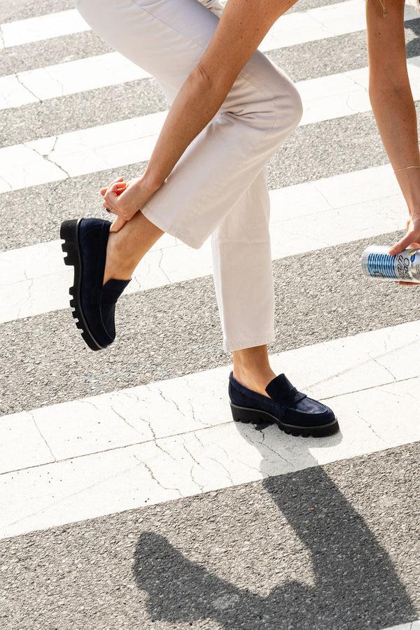 Patricia Green Patricia Green Women’s Vince Lug Sole Penny Loafer In Navy Suede