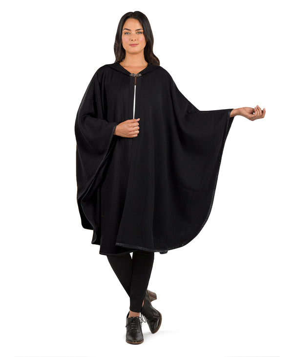 Patricia Nash Hooded Cape With Clasp Vintage