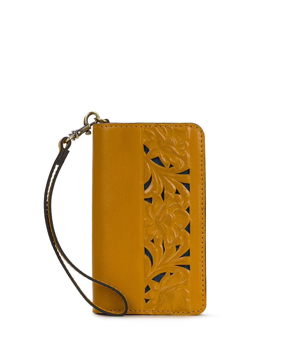 patricia nash Koumi Wristlet Cavo Border Tooled
