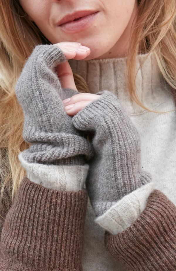 paul james Womens Lambswool Ribbed Arm Warmers