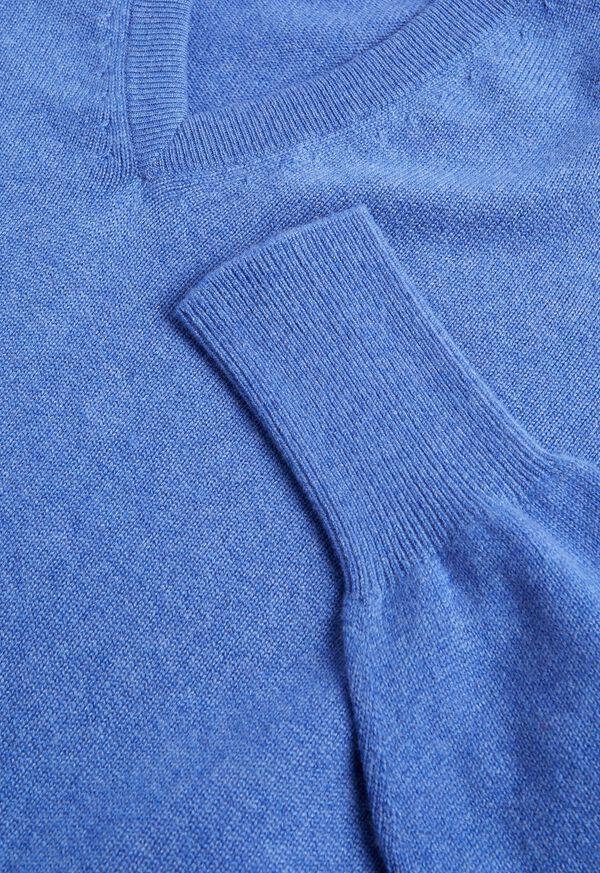 Paul Stuart Classic Cashmere V-Neck Sweater