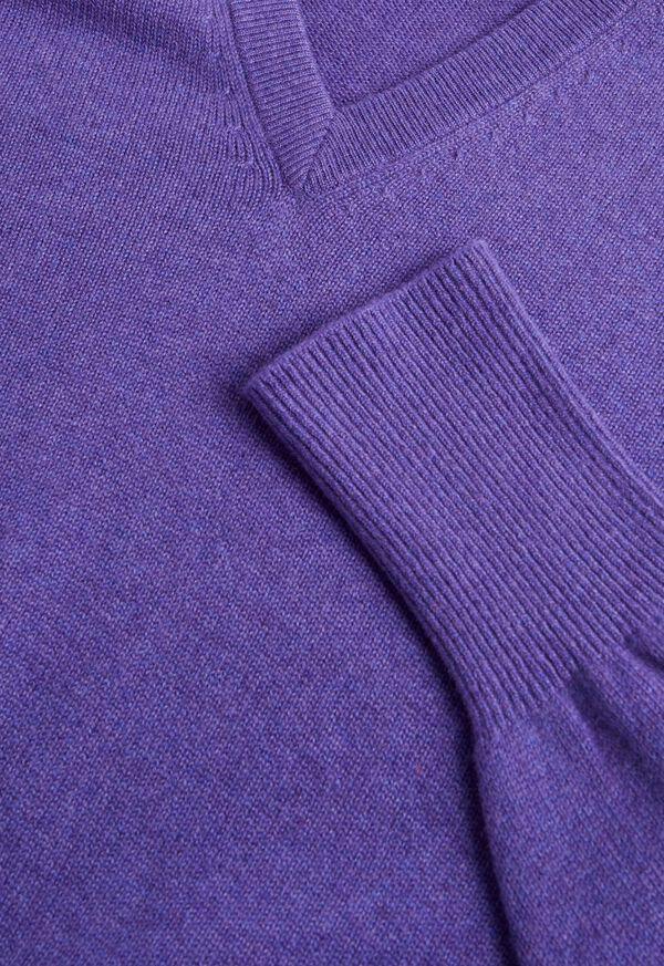 Paul Stuart Classic Cashmere V-Neck Sweater