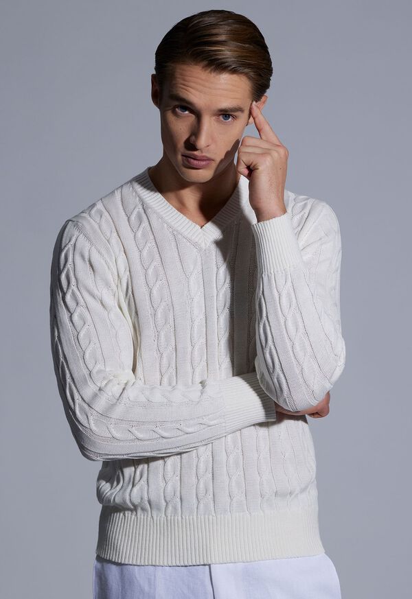 Paul Stuart Cotton Cable V-Neck Pullover