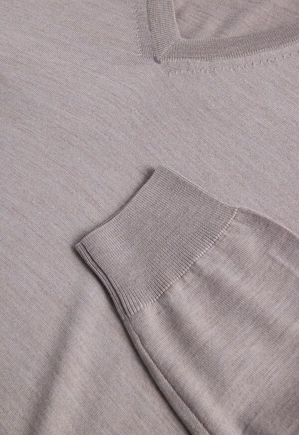 Paul Stuart Essential Merino Wool V-neck Sweater