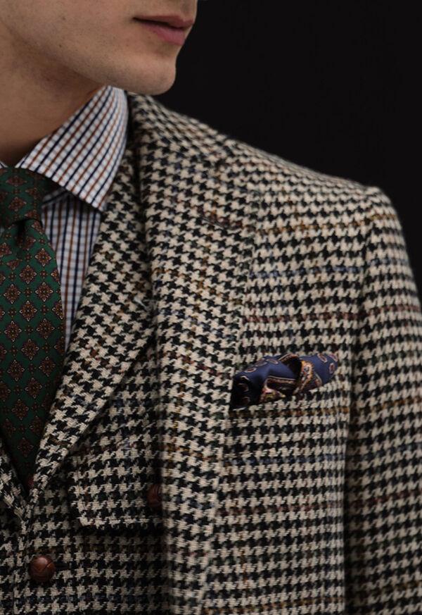 Paul Stuart Silk Medallion Paisley Pocket Square