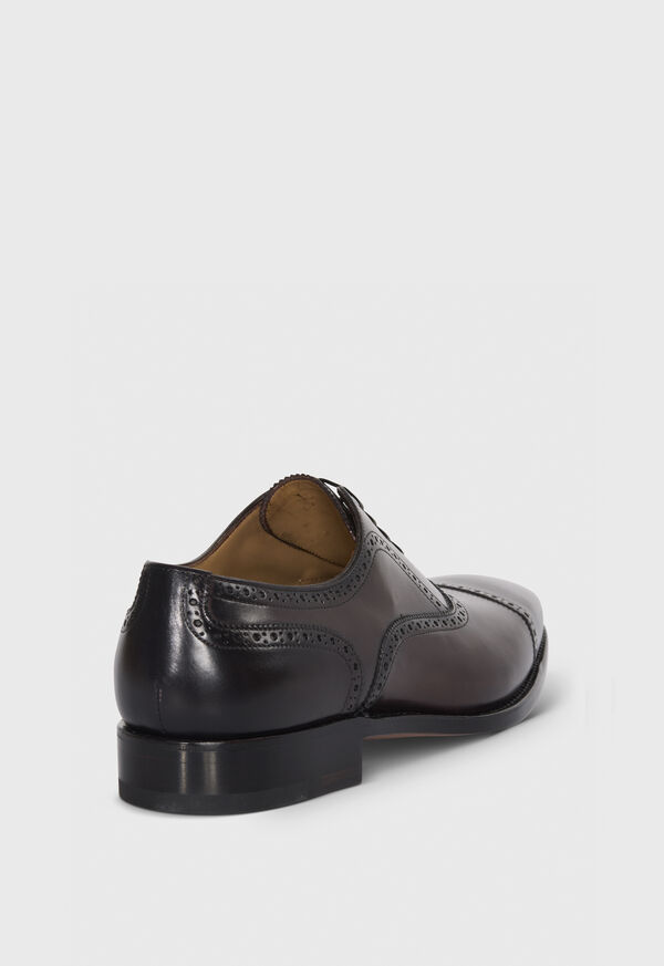 Paul Stuart Sutton Medallion Cap Toe