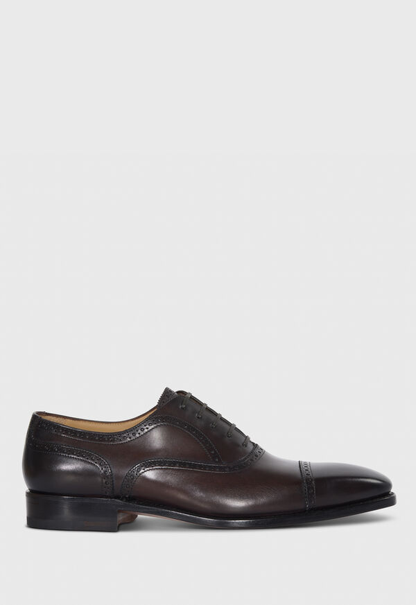 paul stuart Sutton Medallion Cap Toe