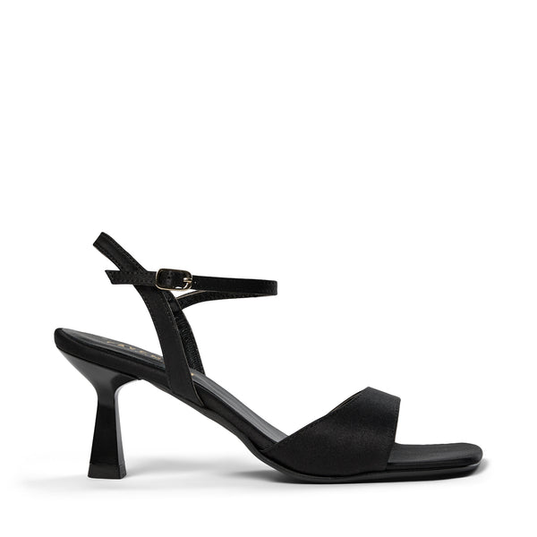 pavement Helma - Black satin