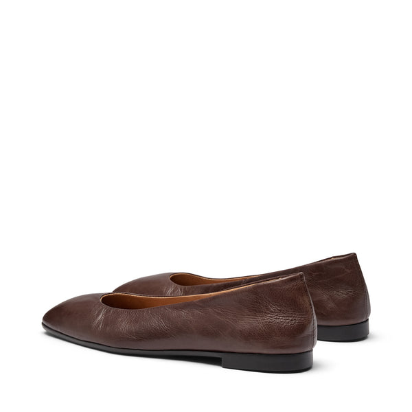 Pavement Katie - Brown