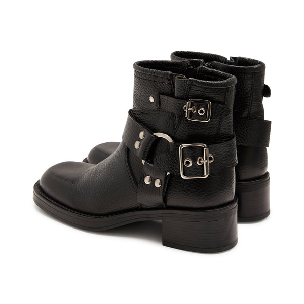 Pavement Zevil Structure - Black