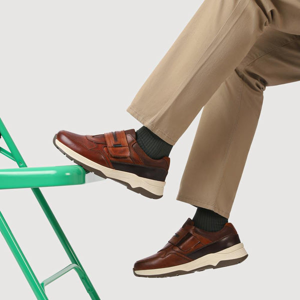 Pavers Extra-Wide Stretch Touch-Fasten Shoes - Cognac