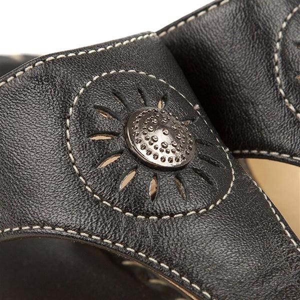 Pavers Leather Toe Post With Metal Centre Stud - Black